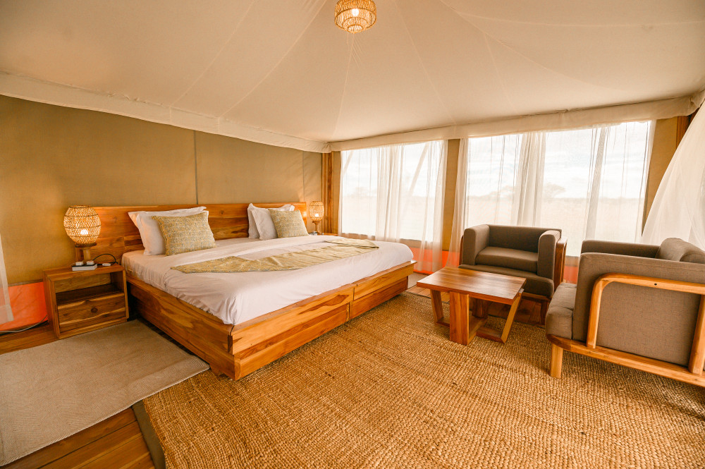 : Dove Serengeti Camp